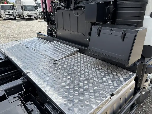 未使用車！車検付！　令和6年　三菱　トラクタヘッド　距離：1,000㎞未満　第五輪荷重：11,500㎏　AT（2ペダル）　の画像34