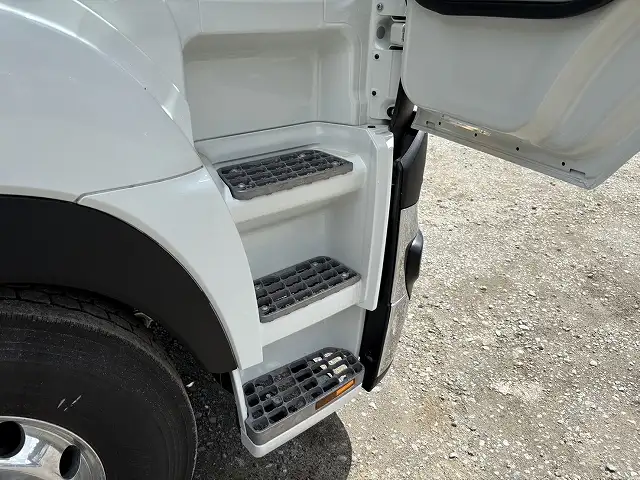 未使用車！車検付！　令和6年　三菱　トラクタヘッド　距離：1,000㎞未満　第五輪荷重：11,500㎏　AT（2ペダル）　の画像47