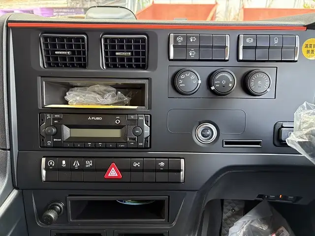 未使用車！車検付！　令和6年　三菱　トラクタヘッド　距離：1,000㎞未満　第五輪荷重：11,500㎏　AT（2ペダル）　の画像53