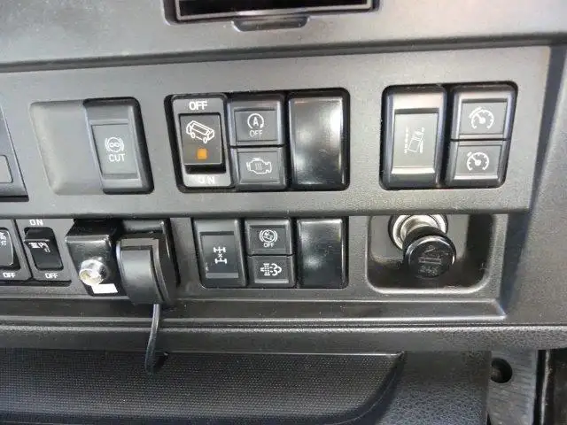 平成29年09月中古大型冷凍バン・ウィングいすゞギガの画像24