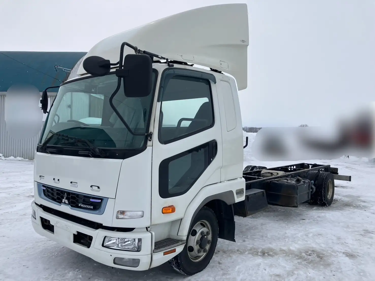 R1年 三菱 4tキャブ付シャシ リアエアサス 元6200ワイドウイング MT 距離:415,000㎞の画像1