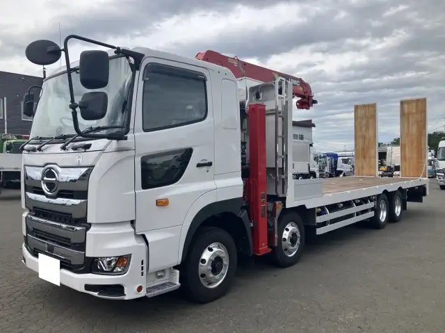 令和06年09月中古大型クレーン付日野プロフィアの画像1