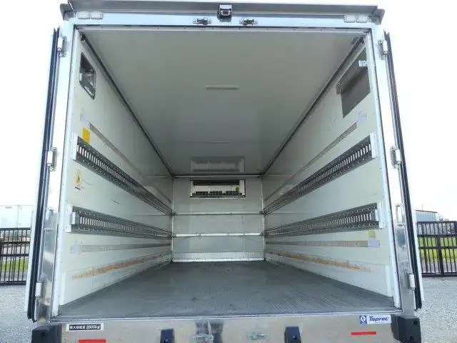 令和01年/平成31年08月中古中型冷凍バン・ウィングいすゞフォワードの画像17
