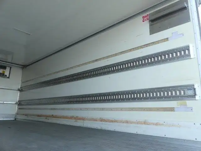 令和01年/平成31年08月中古中型冷凍バン・ウィングいすゞフォワードの画像20