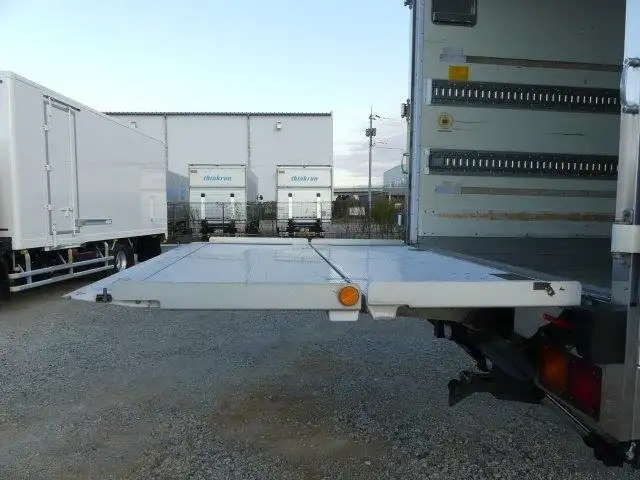 令和01年/平成31年08月中古中型冷凍バン・ウィングいすゞフォワードの画像25