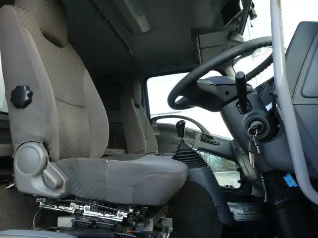 令和01年/平成31年08月中古中型冷凍バン・ウィングいすゞフォワードの画像36