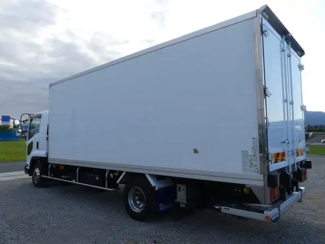 令和01年/平成31年08月中古中型冷凍バン・ウィングいすゞフォワードの画像5