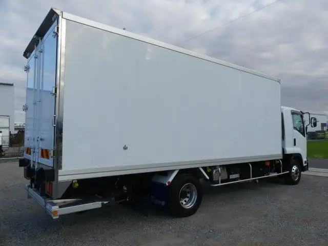 令和01年/平成31年08月中古中型冷凍バン・ウィングいすゞフォワードの画像7