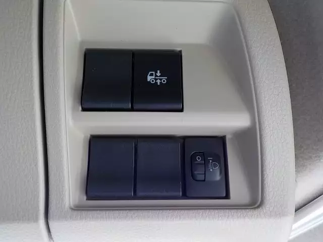 令和01年/平成31年05月中古中型日野日野の画像40