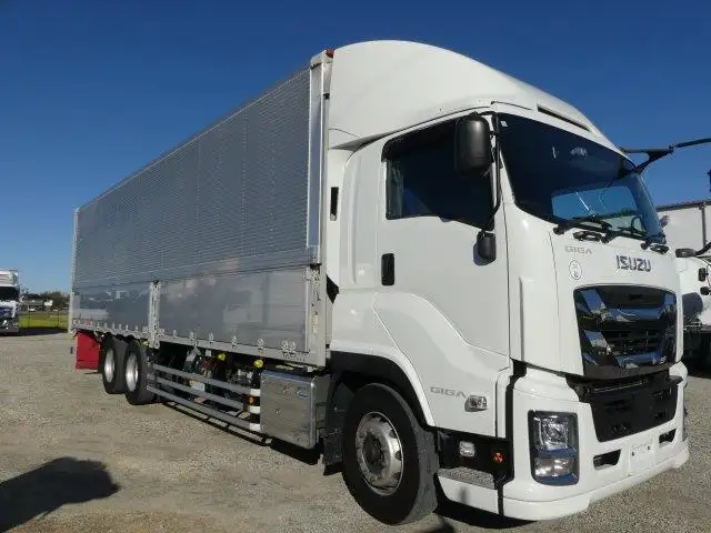 令和01年/平成31年03月中古大型アルミバン・ウィングいすゞギガの画像3