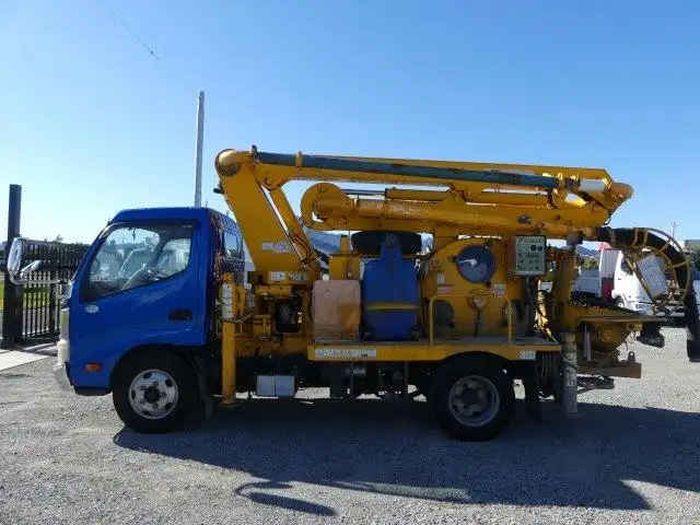 平成22年06月中古小型ミキサー車・高所作業車・その他特装車日野デュトロの画像3