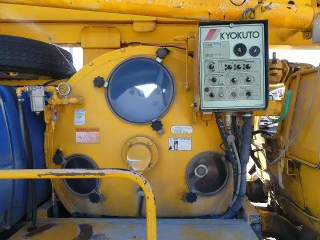 平成22年06月中古小型ミキサー車・高所作業車・その他特装車日野デュトロの画像22