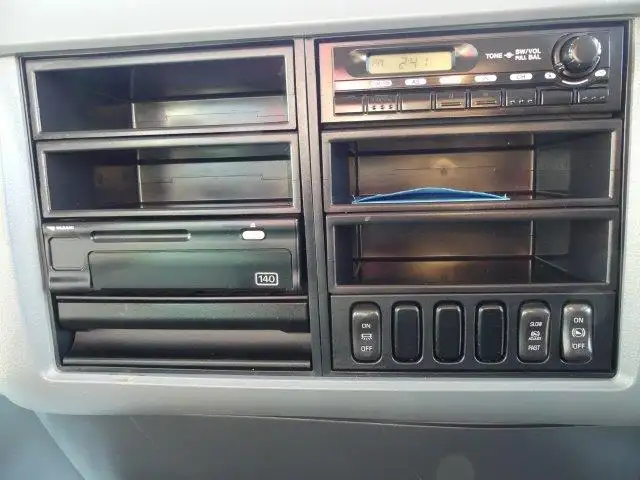 平成24年08月中古中型クレーン付三菱ふそうファイターの画像37