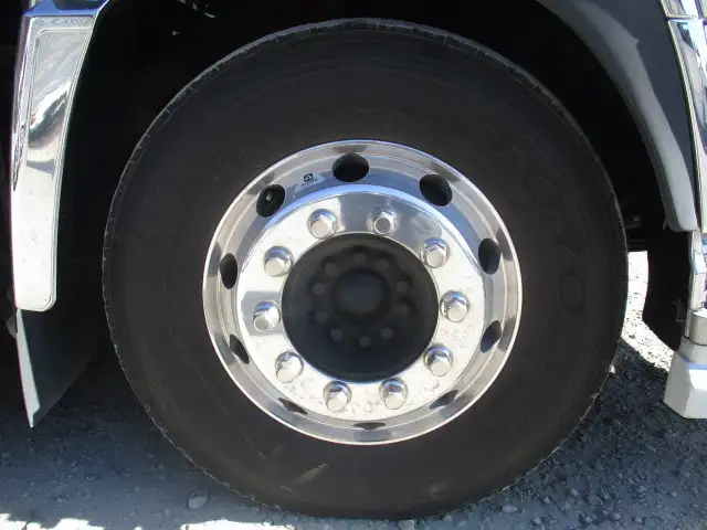 令和04年02月中古大型トラクタヘッド日産UDクオンの画像11