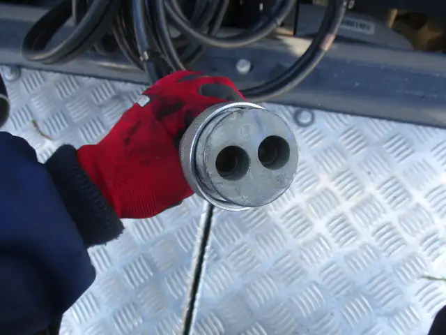 令和04年02月中古大型トラクタヘッド日産UDクオンの画像31