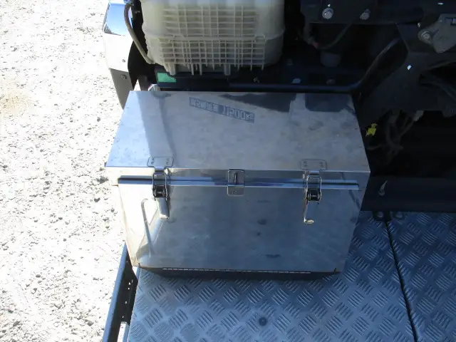 令和04年02月中古大型トラクタヘッド日産UDクオンの画像32