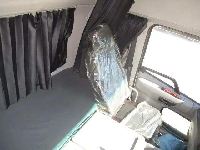 令和04年02月中古大型トラクタヘッド日産UDクオンの画像37