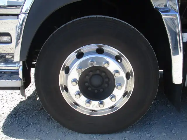 令和04年02月中古大型トラクタヘッド日産UDクオンの画像9