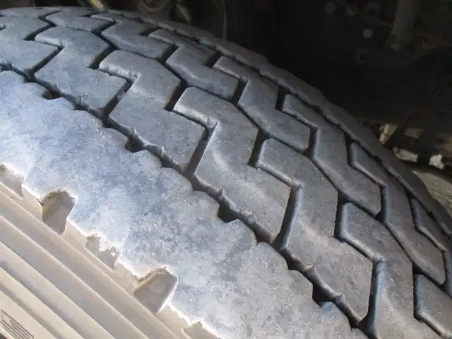 令和04年02月中古大型トラクタヘッド日産UDクオンの画像10