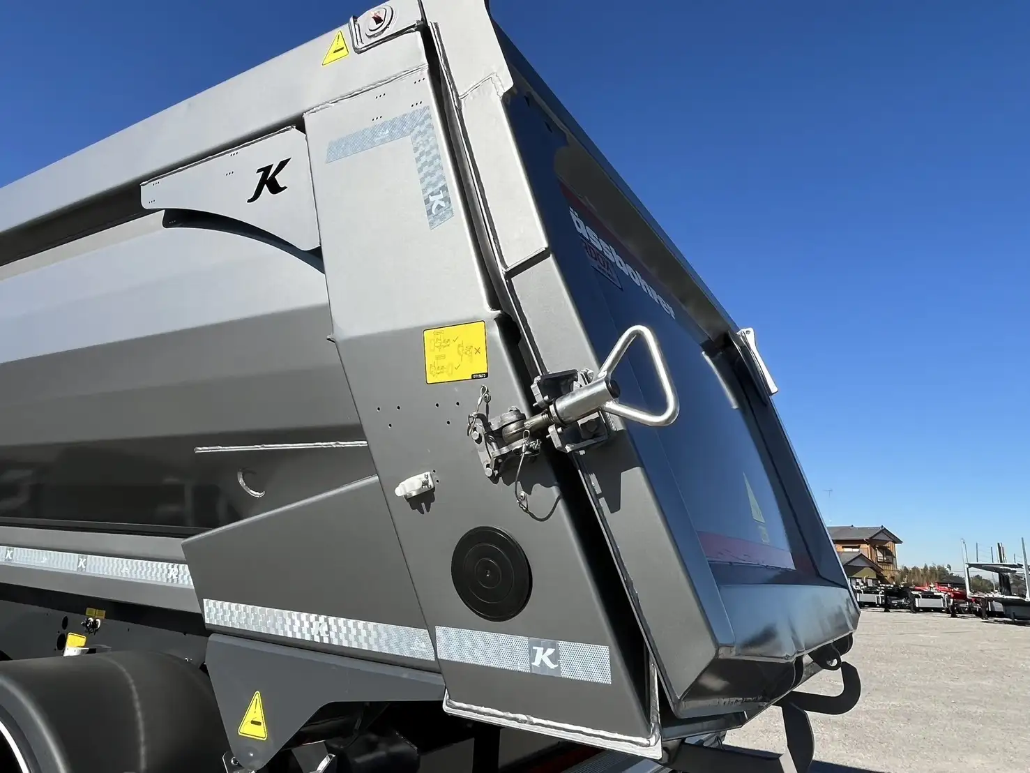 【登録済未使用車】ケスボーラー 3軸土砂ダンプトレーラ エアサス リフトアクスル スーパーシングルの画像11