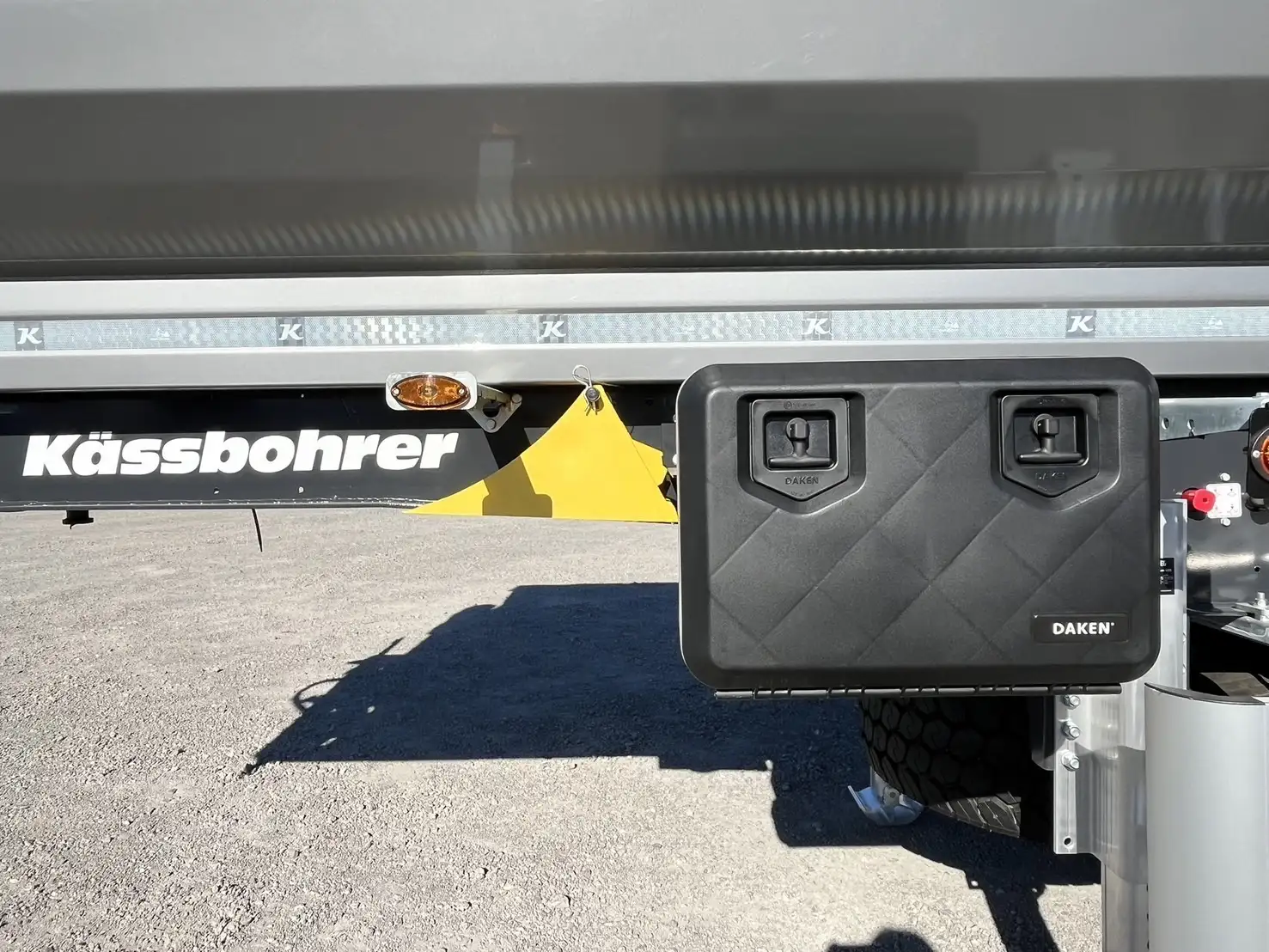 【登録済未使用車】ケスボーラー 3軸土砂ダンプトレーラ エアサス リフトアクスル スーパーシングルの画像18