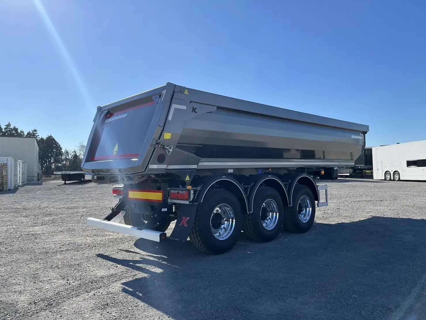 【登録済未使用車】ケスボーラー 3軸土砂ダンプトレーラ エアサス リフトアクスル スーパーシングルの画像5