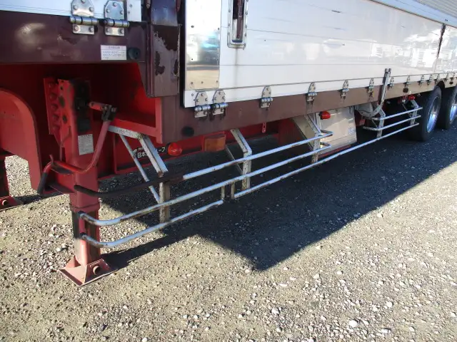 車検付(R7.5)平成17年 フルハーフ 13M段付ウイングトレーラ 2軸リーフサス 積載:19,400kg 第五輪:9,390kg以上 床:鉄板の画像14