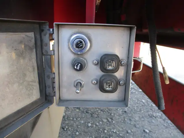 車検付(R7.5)平成17年 フルハーフ 13M段付ウイングトレーラ 2軸リーフサス 積載:19,400kg 第五輪:9,390kg以上 床:鉄板の画像36