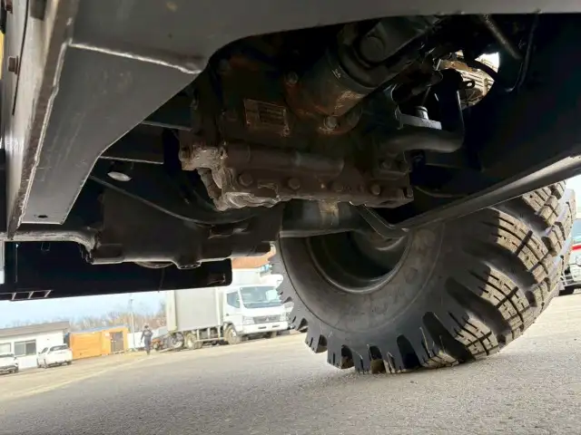 汎用サイドエッジ交換済【車検=R9年1月迄】　H26年　コマツWA150-6　タイヤショベル　マルチブレード油圧ワンタッチ　スパイクタイヤ　アワー2817H  トラクションコントロール付の画像12