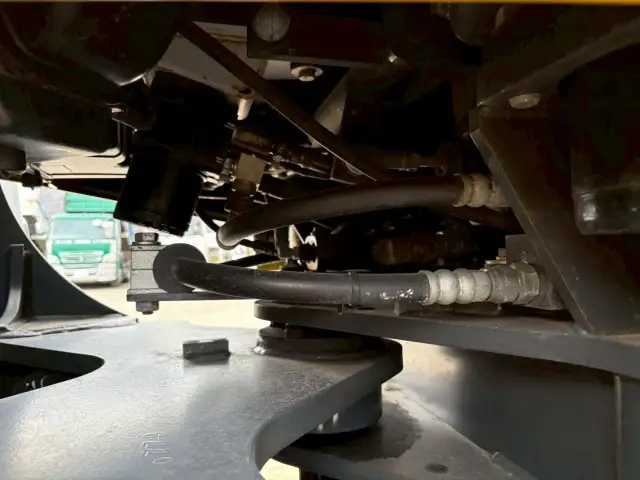 汎用サイドエッジ交換済【車検=R9年1月迄】　H26年　コマツWA150-6　タイヤショベル　マルチブレード油圧ワンタッチ　スパイクタイヤ　アワー2817H  トラクションコントロール付の画像16