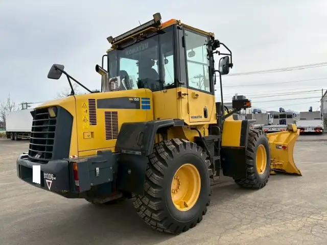 汎用サイドエッジ交換済【車検=R9年1月迄】　H26年　コマツWA150-6　タイヤショベル　マルチブレード油圧ワンタッチ　スパイクタイヤ　アワー2817H  トラクションコントロール付の画像5