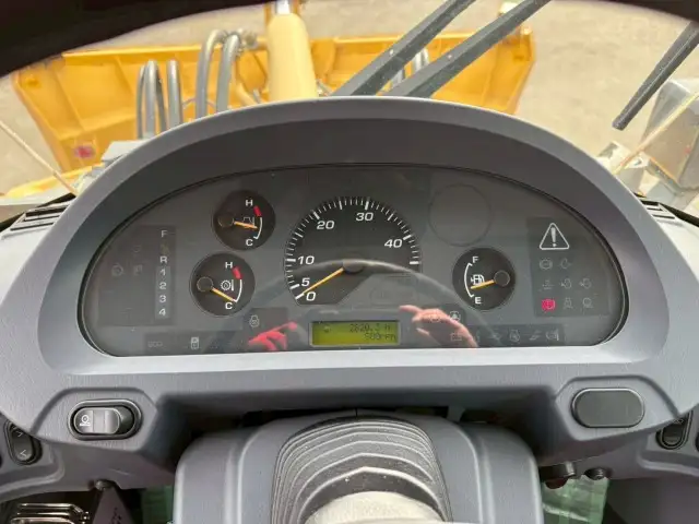 汎用サイドエッジ交換済【車検=R9年1月迄】　H26年　コマツWA150-6　タイヤショベル　マルチブレード油圧ワンタッチ　スパイクタイヤ　アワー2817H  トラクションコントロール付の画像51