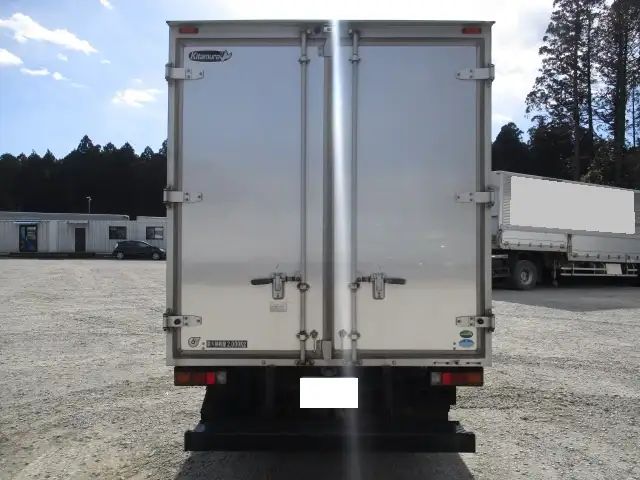 ★車検付R7.6.5迄★　平成27年　三菱　2tショートバン　AT　最大積載量;2,000kgの画像6