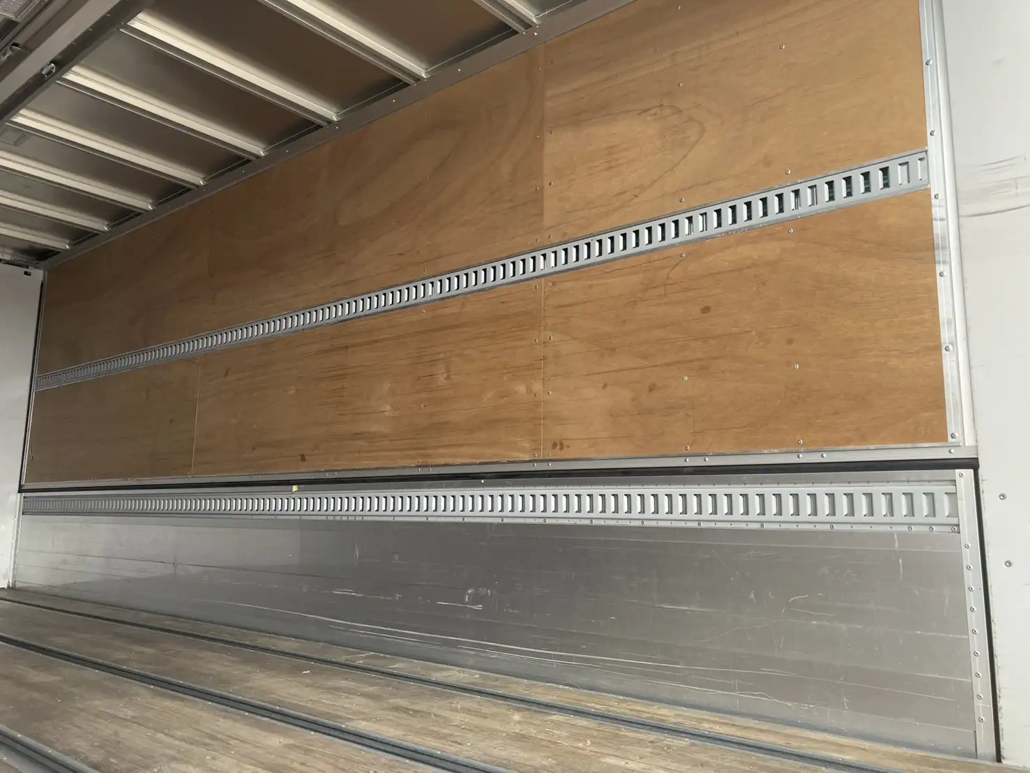 令和03年03月中古増トンアルミバン・ウィング日野レンジャーの画像16