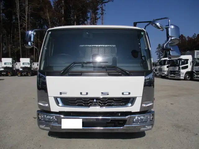 ★未使用車★　R6　三菱　4tアルミ平ボデー　6200ワイド　220馬力　MT　東洋ボデー　融雪仕様　３方開　の画像2