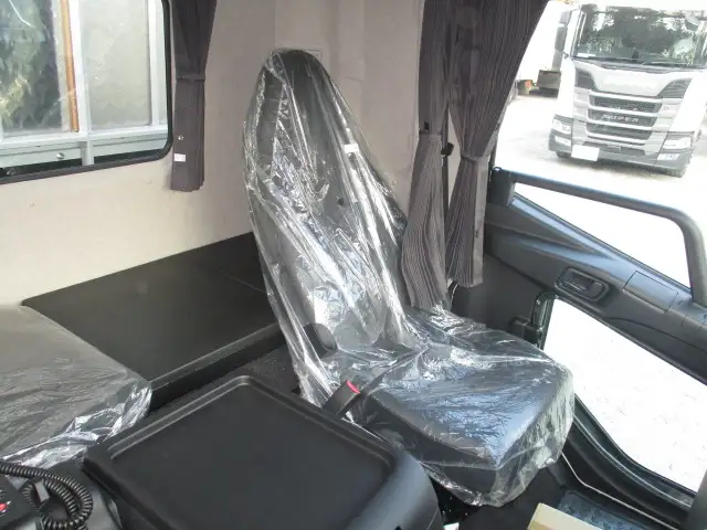 ★未使用車★　R6　三菱　4tアルミ平ボデー　6200ワイド　220馬力　MT　東洋ボデー　融雪仕様　３方開　の画像43