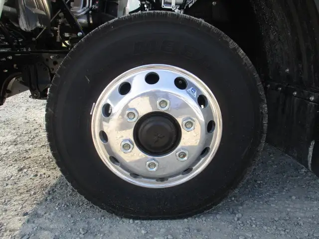 ★未使用車★　R6　三菱　4tアルミ平ボデー　6200ワイド　220馬力　MT　東洋ボデー　融雪仕様　３方開　の画像9