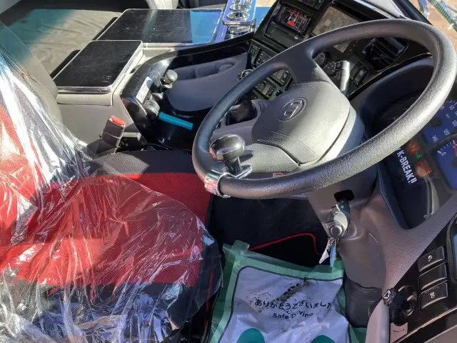 平成26年09月中古大型トラクタヘッド日産UDクオンの画像33