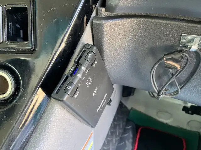 平成26年09月中古大型トラクタヘッド日産UDクオンの画像45