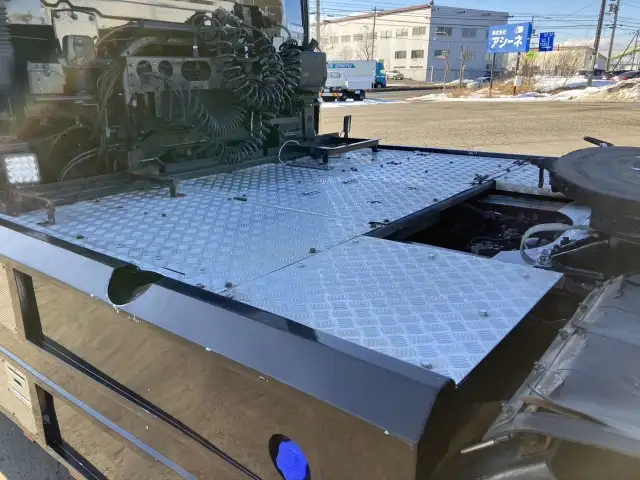 平成26年09月中古大型トラクタヘッド日産UDクオンの画像10