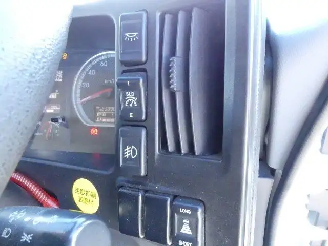 平成28年12月中古大型トラクタヘッドいすゞギガの画像28