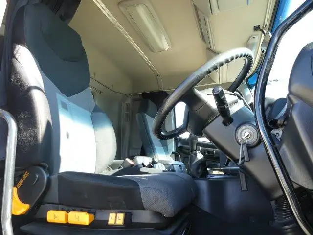 平成30年05月中古大型トラクタヘッド日野プロフィアの画像29