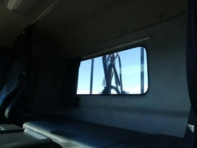 平成30年05月中古大型トラクタヘッド日野プロフィアの画像32