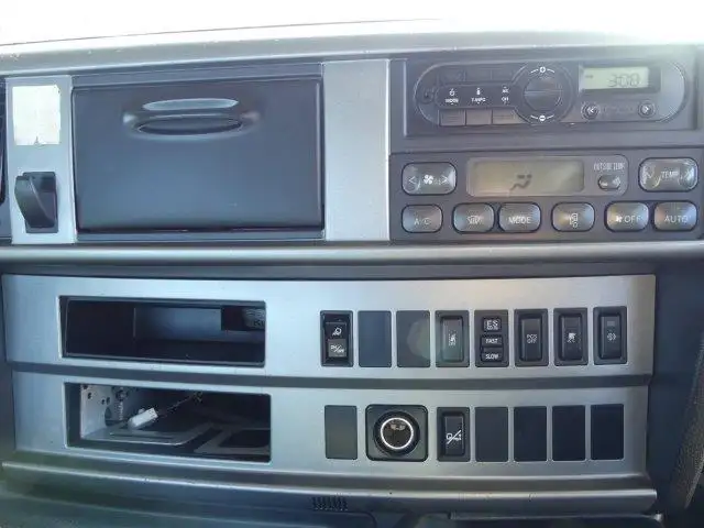 平成30年05月中古大型トラクタヘッド日野プロフィアの画像36