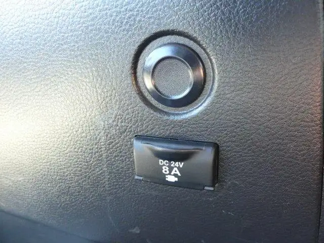 平成30年05月中古大型トラクタヘッド日野プロフィアの画像39