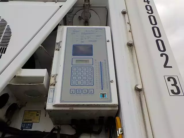 平成18年09月中古その他冷凍トレーラー日本フルハーフフルハーフの画像8