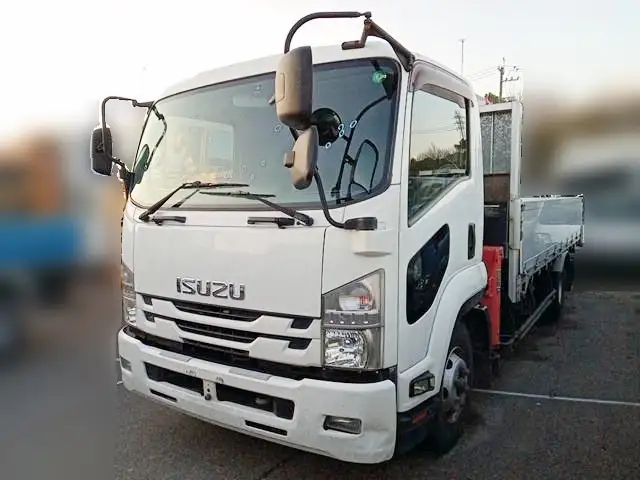 平成28年09月中古中型クレーン付いすゞフォワードの画像1