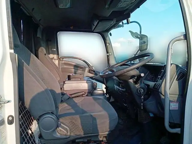 平成28年09月中古中型クレーン付いすゞフォワードの画像15