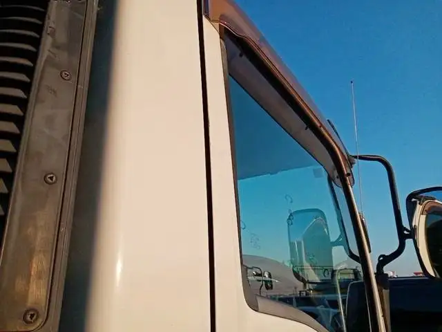 平成28年09月中古中型クレーン付いすゞフォワードの画像27