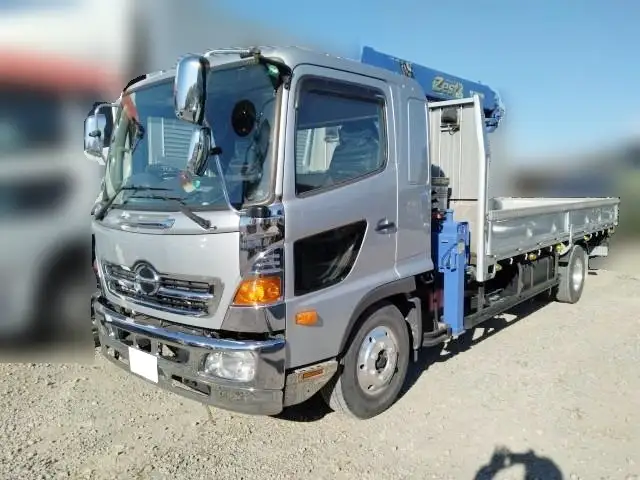 平成27年09月中古中型クレーン付日野レンジャーの画像1